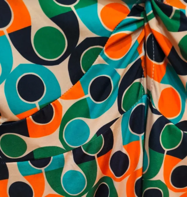 Vestido corto retro Stradivarius