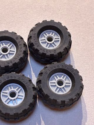 LEGO Racers Fold-Out Race Track Box 8 Ruote