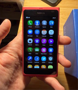 Nokia N9 Magenta