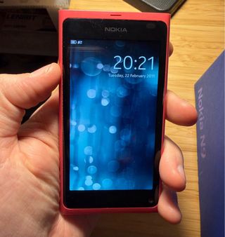 Nokia N9 Magenta