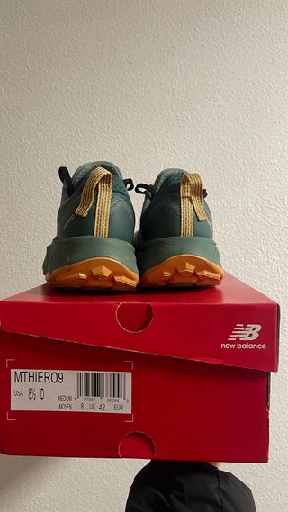 New Balance Hierro v9 Verde Talla 42