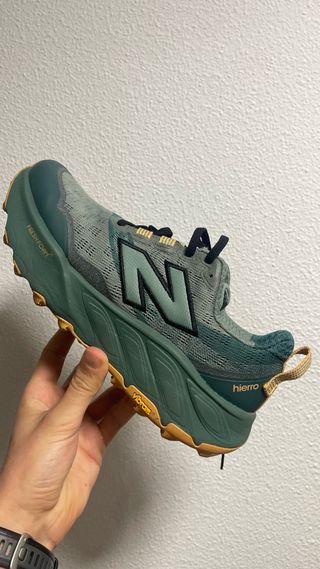 New Balance Hierro v9 Verde Talla 42