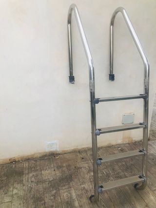 Escalera Piscina Acero Inox 4 Peldaños