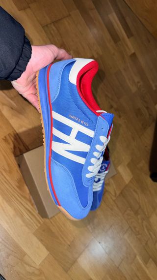 Zapatos Harper & Neyer Azules y Rojos