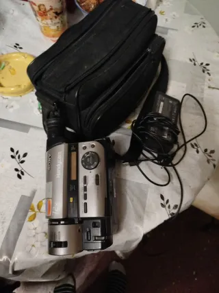 Videocámara Sony Handycam Video Hi8 XR