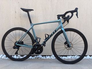 Bicicleta Giant Advanced Pro Disc1