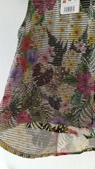 Camiseta Desigual Talla S Estampado Floral
