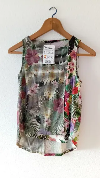 Camiseta Desigual Talla S Estampado Floral