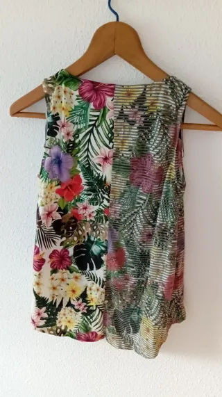 Camiseta Desigual Talla S Estampado Floral