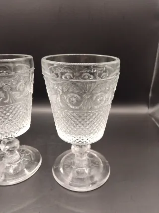 Set di 2 calici da vino vintage intagliati