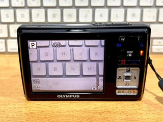 Olympus FE-5000 Cámara Digital Negra