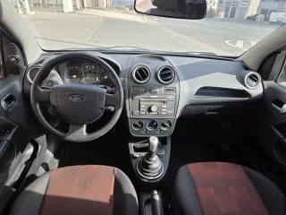Ford Fiesta 2006