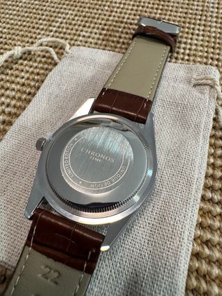 Reloj Chronos 39mm esfera plateada