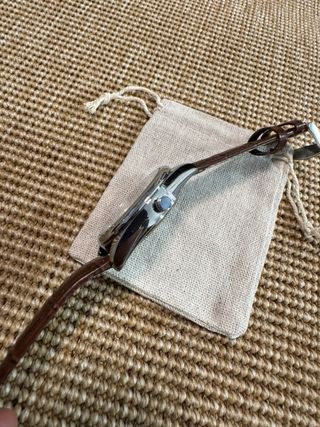 Reloj Chronos 39mm esfera plateada