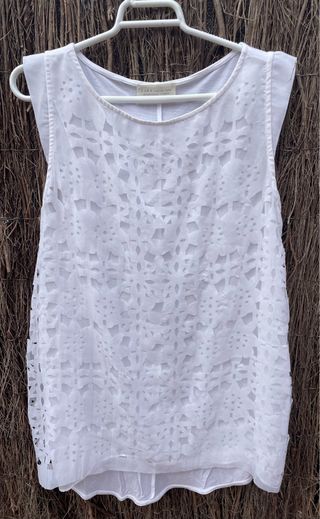 Conjunto: Americana, Camiseta y Vaqueros