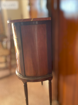 Mesita auxiliar vintage mármol y espejo