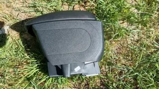 Apoio braço com caixa CDs original citroen C4