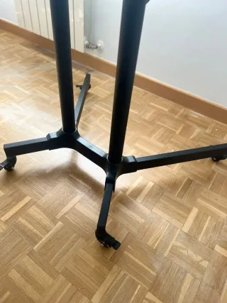 Carrito TV con ruedas y bandeja negro