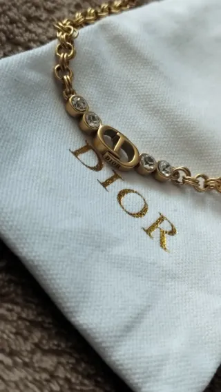 Collar Dior