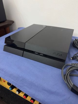 PlayStation 4 (PS4) 500GB