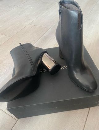 Botines Kendall + Kylie Talla 38 Negro/Dorado de