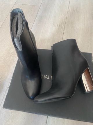 Botines Kendall + Kylie Talla 38 Negro/Dorado de