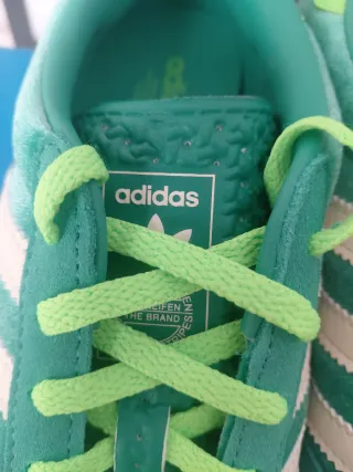 Zapatillas Adidas Gazelle 38. A estrenar