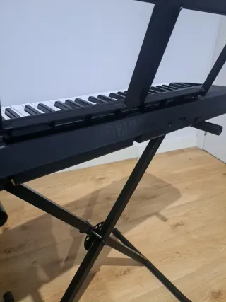 Tastiere Yamaha con supporto