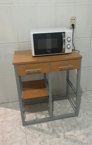 Mueble de cocina madera y metal