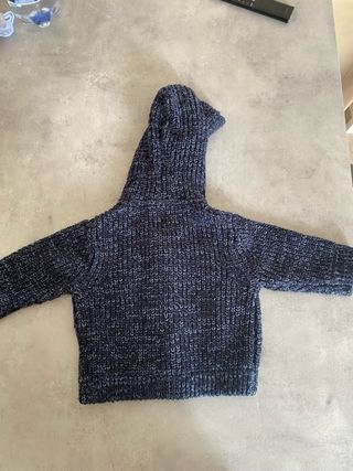 Cardigan maglia con cappuccio