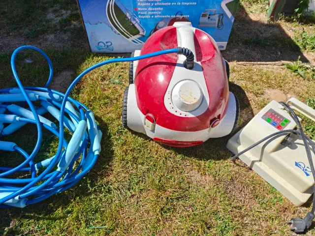 Robot Limpiafondos Naia HJ1009 Piscina