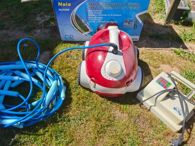 Robot Limpiafondos Naia HJ1009 Piscina