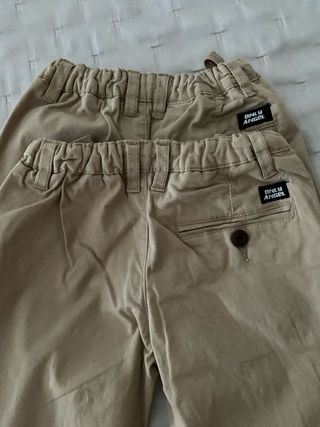 2 Pantalones niño talla 5-6 años beige