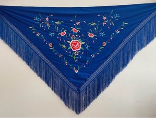 Mantoncillo bordado feria Sevilla