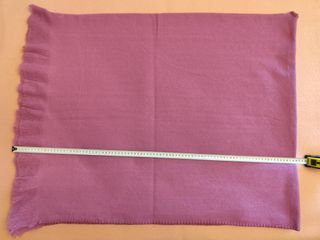 Poncho suave y cálido de color fucsia