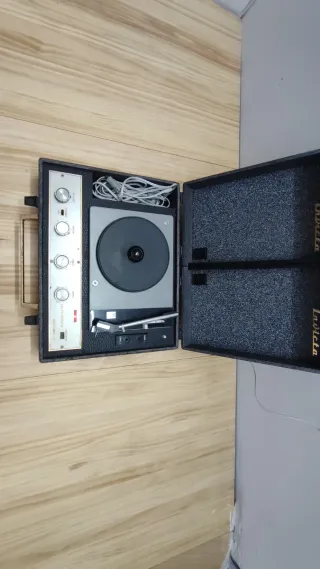 Giradischi Invicta Vintage Valigia Nera Dorato