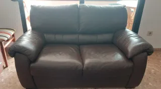 Sofá piel 2 plazas marrón