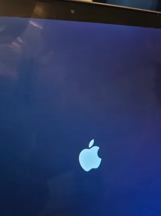 MacBook Air M1 8GB RAM 256GB SSD Gris Espacial