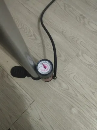 Bomba de aire para bicicleta