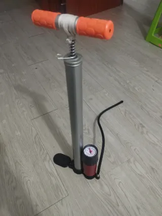 Bomba de aire para bicicleta