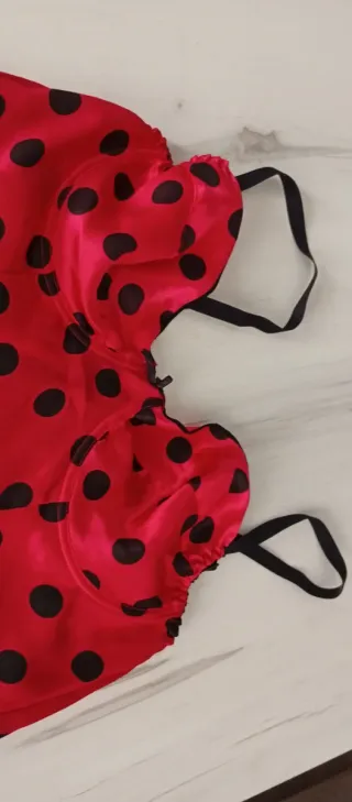 Conjunto lencería lunares rojo y negro