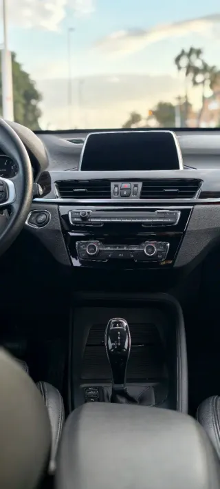 BMW X1 sDrive18i | Automático | 2017 | 100.000 km