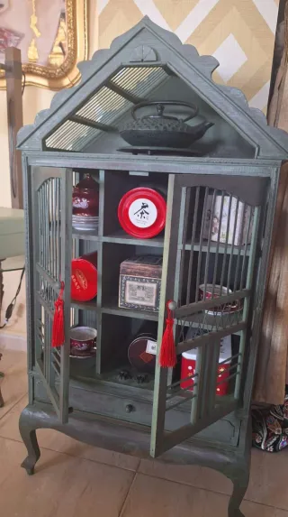 Mueble decorativo madera y metal