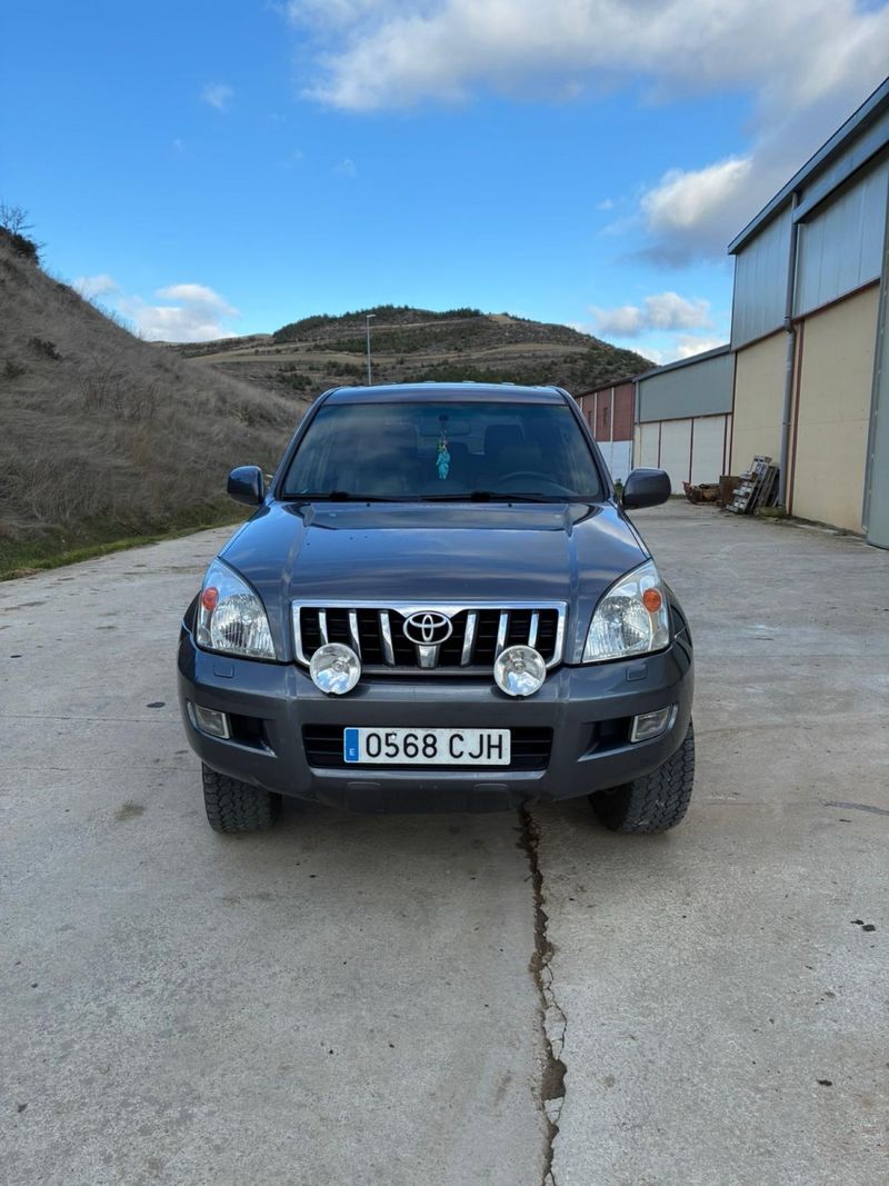 Toyota Land Cruiser 2003 - foto 1