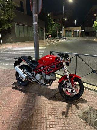 Ducati Monster 620 IE