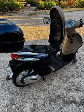 Moto Piaggio Liberty 125 ABS. 9000km. Año 2020