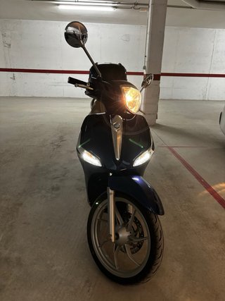 Moto Piaggio Liberty 125 ABS. 9000km. Año 2020