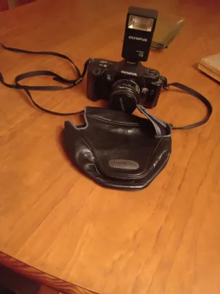 Cámara Olympus Negra