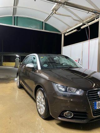 Audi A1 2011