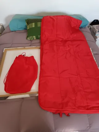 Saco de dormir rojo